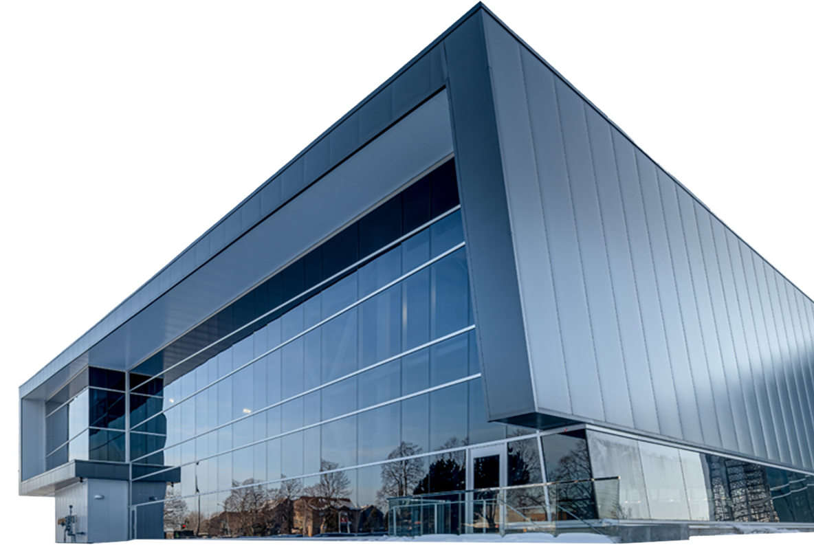 Bâtiment industriel moderne avec façade vitrée